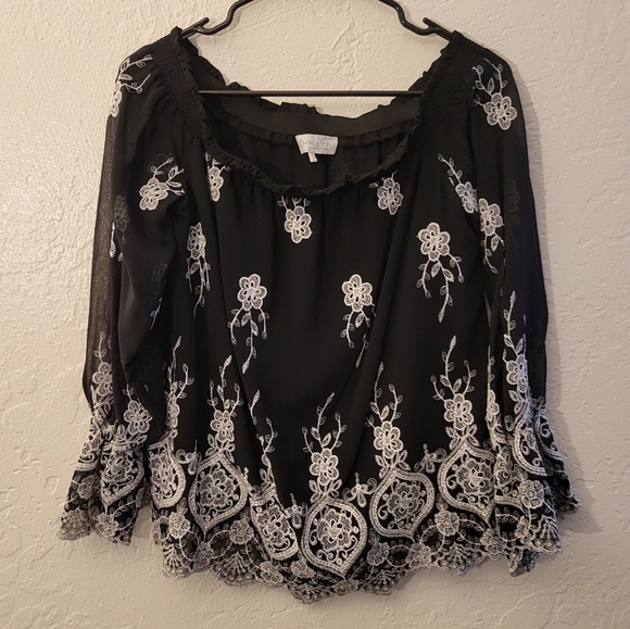 WAYF Over The Shoulder Top Size Smal - Picture 1 of 5